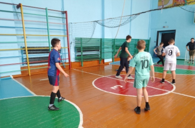 Игры спортивного клуба.